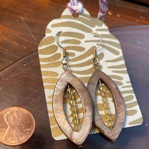 🤎 Marquise Abalone Shell and Gold Earrings 🤎